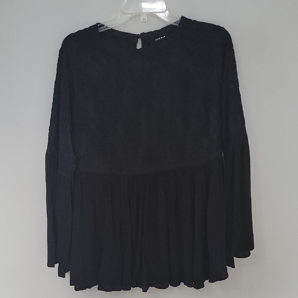 Torrid Black Lace Peplum Top, Size 00 (10)